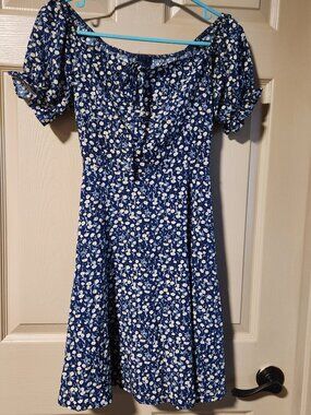 ARBIBI NAVY DRESS WITH WHITE FLOWERS, NEW WITH TAGS, SIZE SMALL